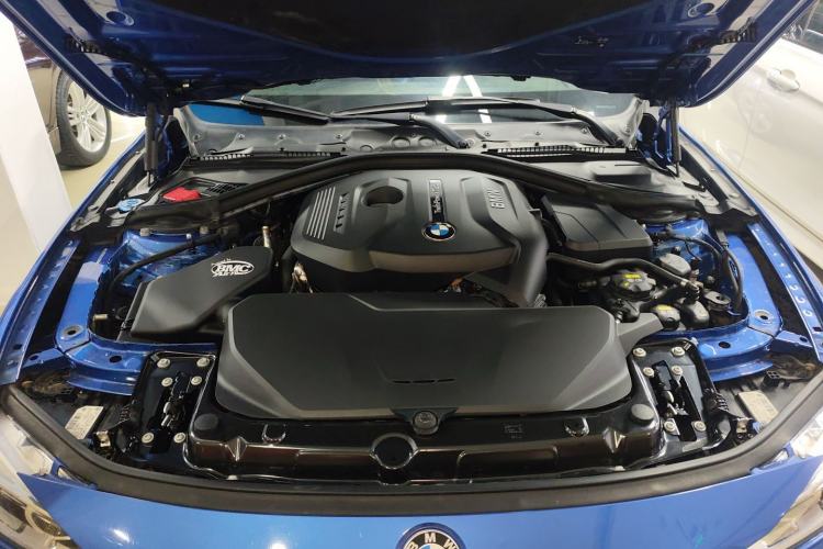 Used BMW 3 Series 2019 320i M Sport Package Engine Bay