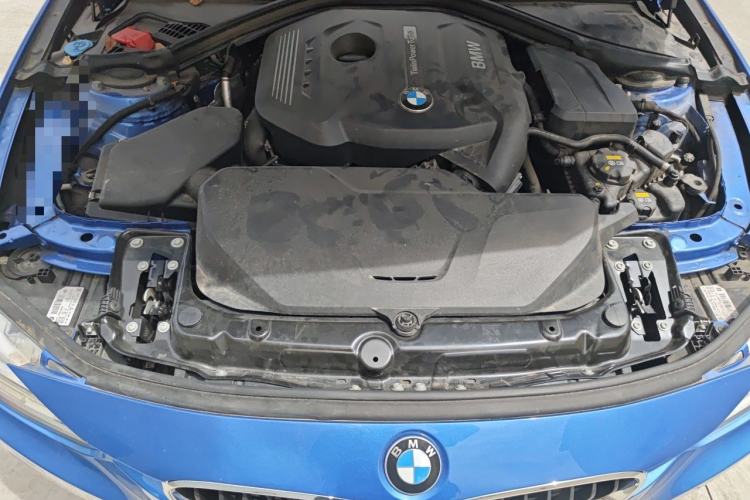 Used BMW 3 Series 2019 320i M Sport Package Engine Bay