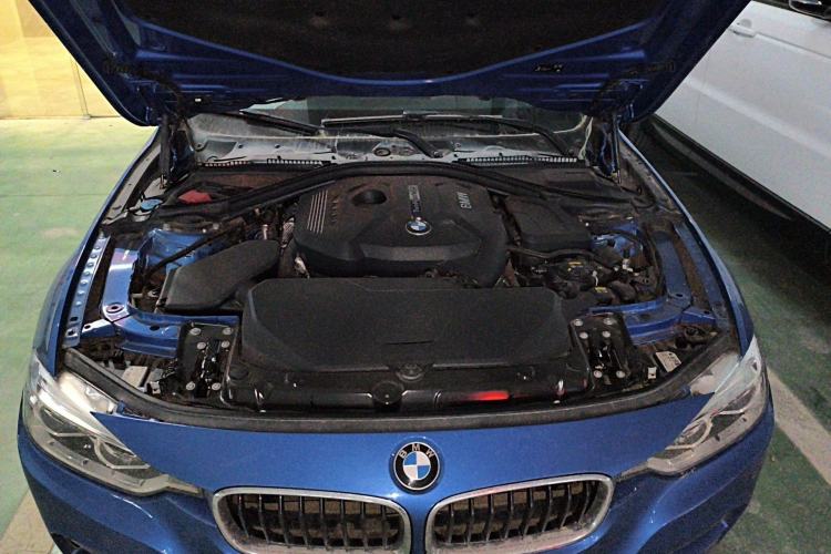 Used BMW 3 Series 2019 320Li M Sport Package Engine Bay