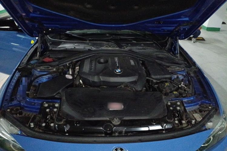 Used BMW 3 Series 2019 320i M Sport Night Edition Engine Bay