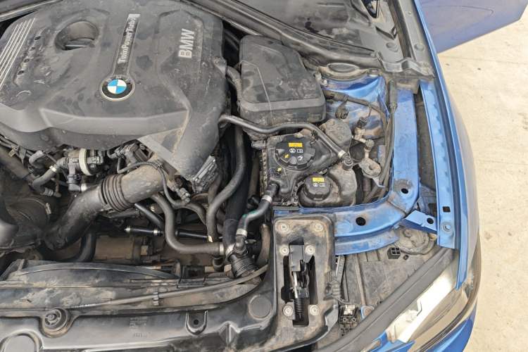 Used BMW 3 Series 2019 320Li M Sport Package Engine Bay Left