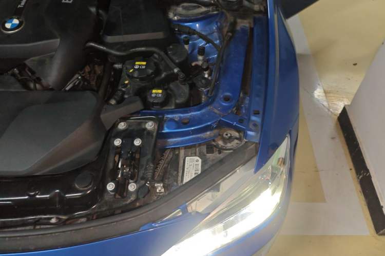 Used BMW 3 Series 2019 320Li M Sport Package Engine Bay Left