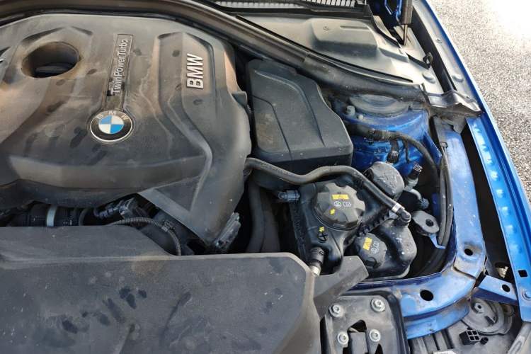 Used BMW 3 Series 2019 320Li M Sport Package Engine Bay Left