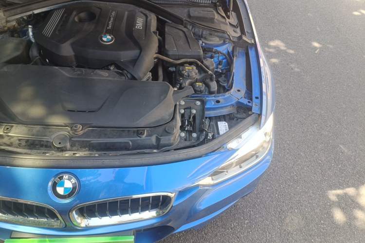 Used BMW 3 Series 2019 320Li M Sport Package Engine Bay Left