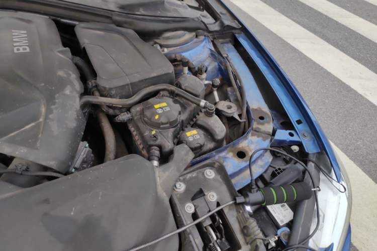 Used BMW 3 Series 2019 320Li M Sport Package Engine Bay Left