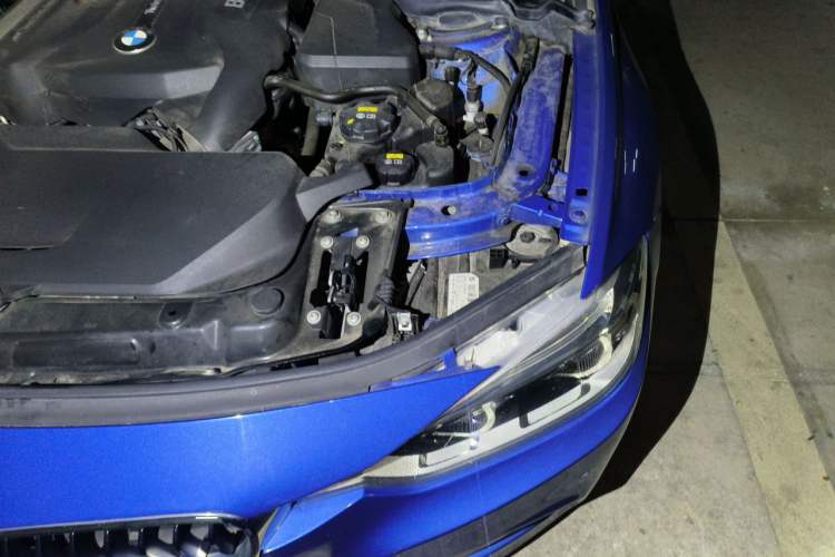 Used BMW 3 Series 2019 320Li M Sport Package Engine Bay Left