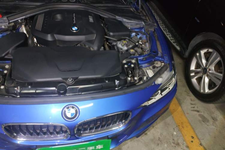 Used BMW 3 Series 2019 320i M Sport Package Engine Bay Left