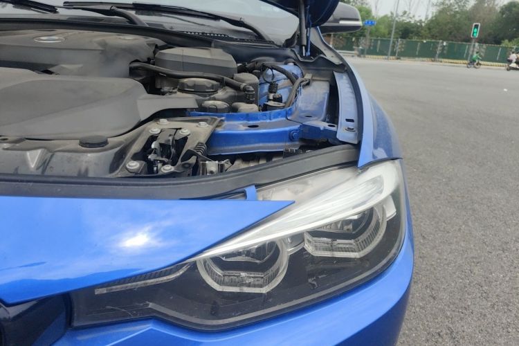 Used BMW 3 Series 2019 320i M Sport Night Edition Engine Bay Left