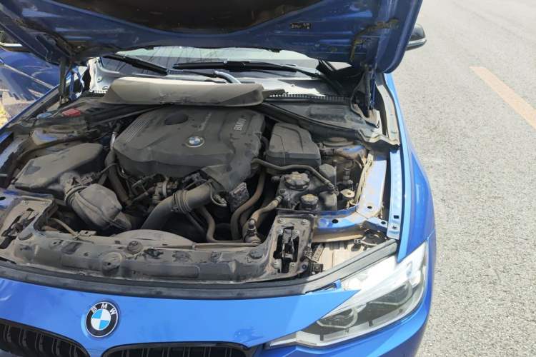 Used BMW 3 Series 2019 320Li M Sport Package Engine Bay Left