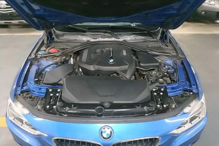 Used BMW 3 Series 2019 320Li M Sport Package Engine Bay