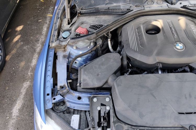 Used BMW 3 Series 2019 320Li M Sport Night Edition Engine Bay Right