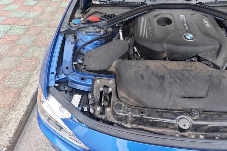 Used BMW 3 Series 2019 320Li M Sport Package Engine Bay Right