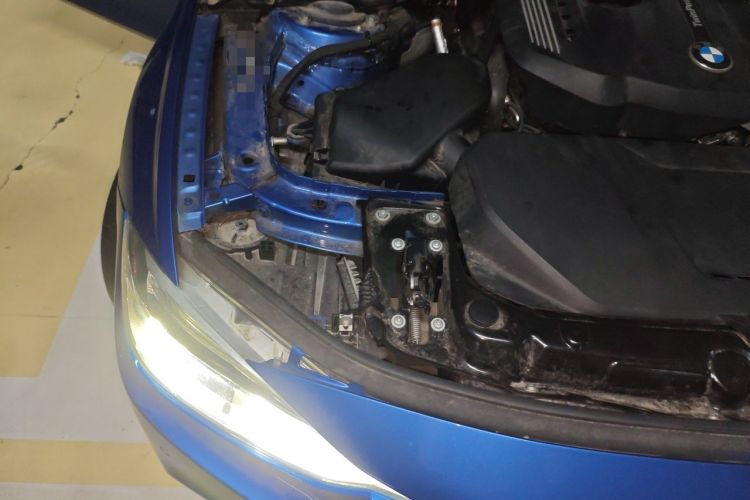 Used BMW 3 Series 2019 320Li M Sport Package Engine Bay Right