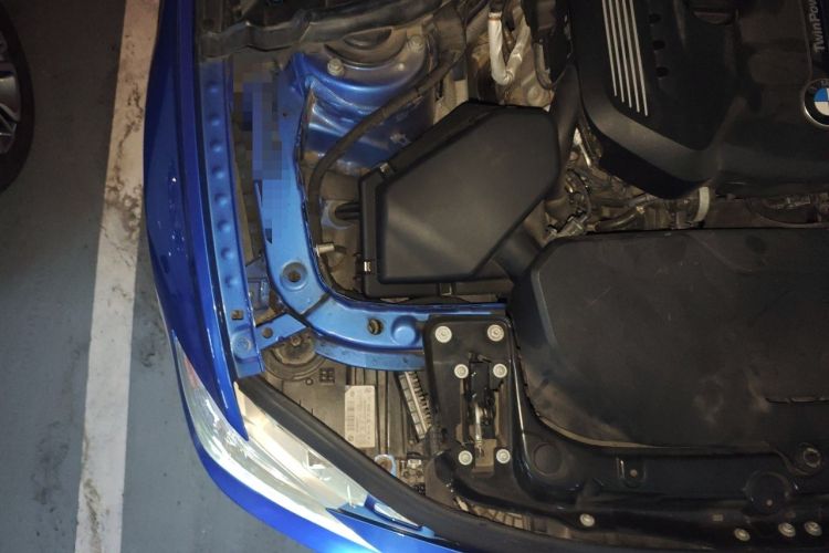 Used BMW 3 Series 2019 320i M Sport Night Edition Engine Bay Right
