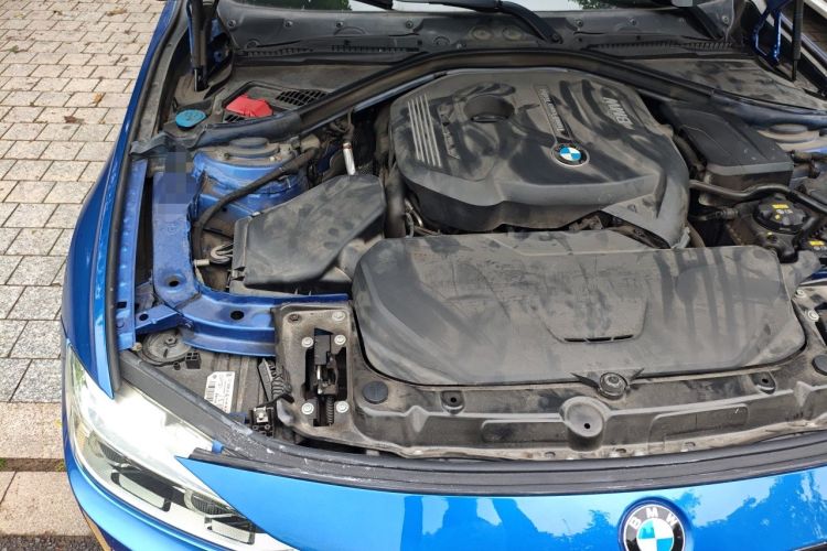 Used BMW 3 Series 2019 320Li M Sport Package Engine Bay Right