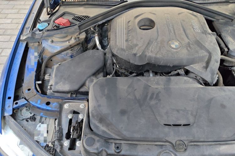 Used BMW 3 Series 2019 320i M Sport Package Engine Bay Right