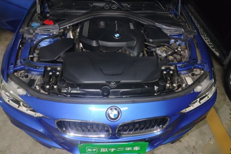 Used BMW 3 Series 2019 320i M Sport Package Engine Bay