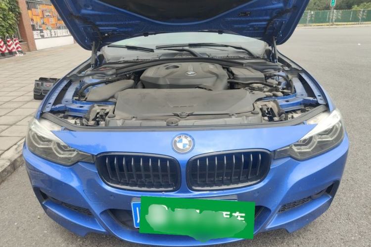 Used BMW 3 Series 2019 320i M Sport Night Edition Engine Bay