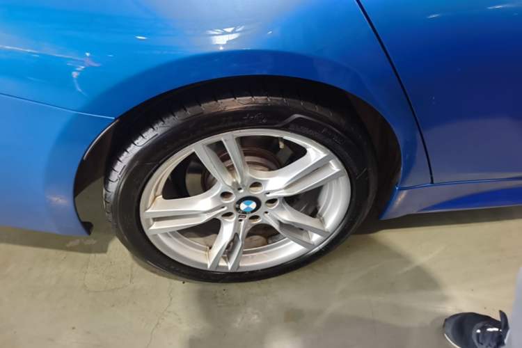 Used BMW 3 Series 2019 320i M Sport Package Exterior 1