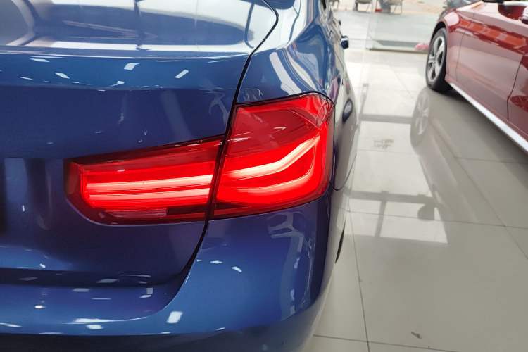 Used BMW 3 Series 2019 320Li M Luxury Package Exterior 3