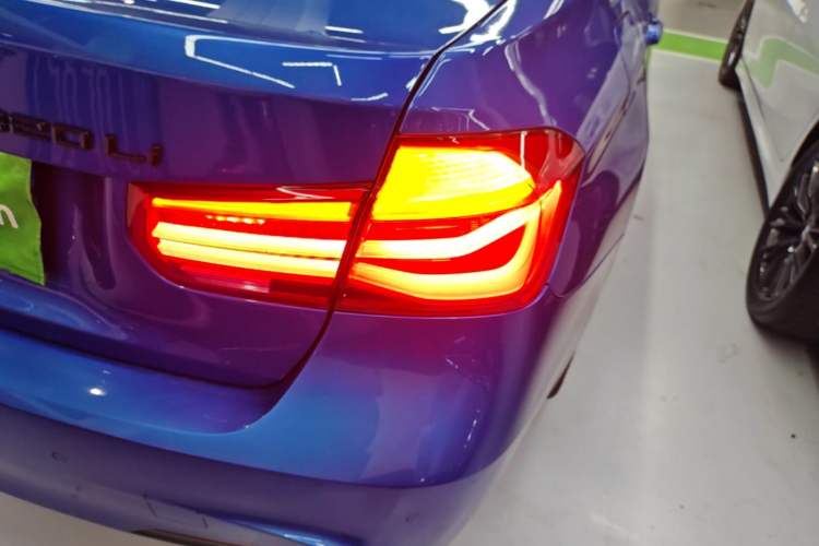 Used BMW 3 Series 2019 320Li M Sport Package Exterior 3