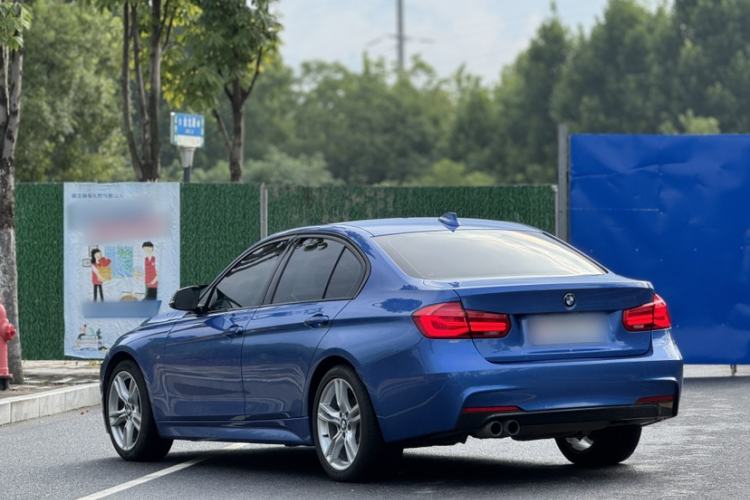 Used BMW 3 Series 2019 320i M Sport Package Exterior 3
