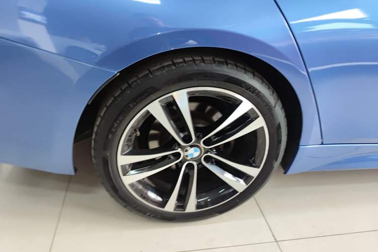 Used BMW 3 Series 2019 320Li M Luxury Package Exterior 5