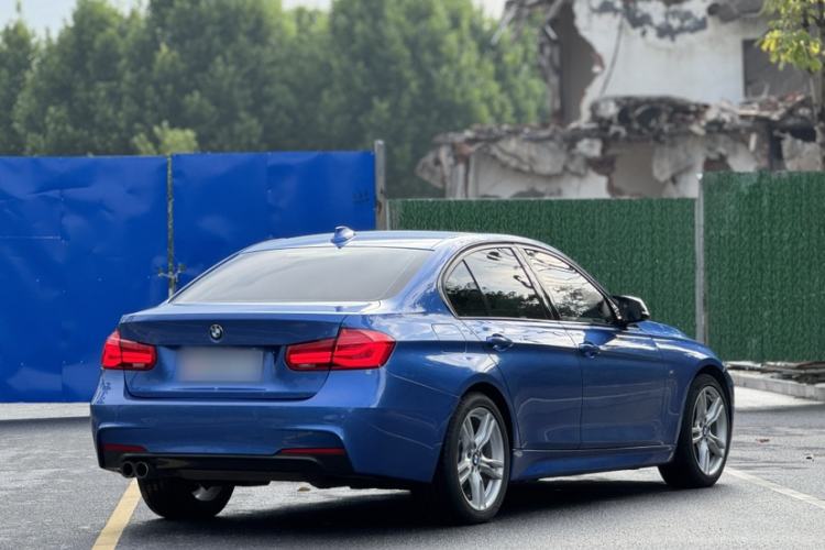 Used BMW 3 Series 2019 320i M Sport Package Exterior 5