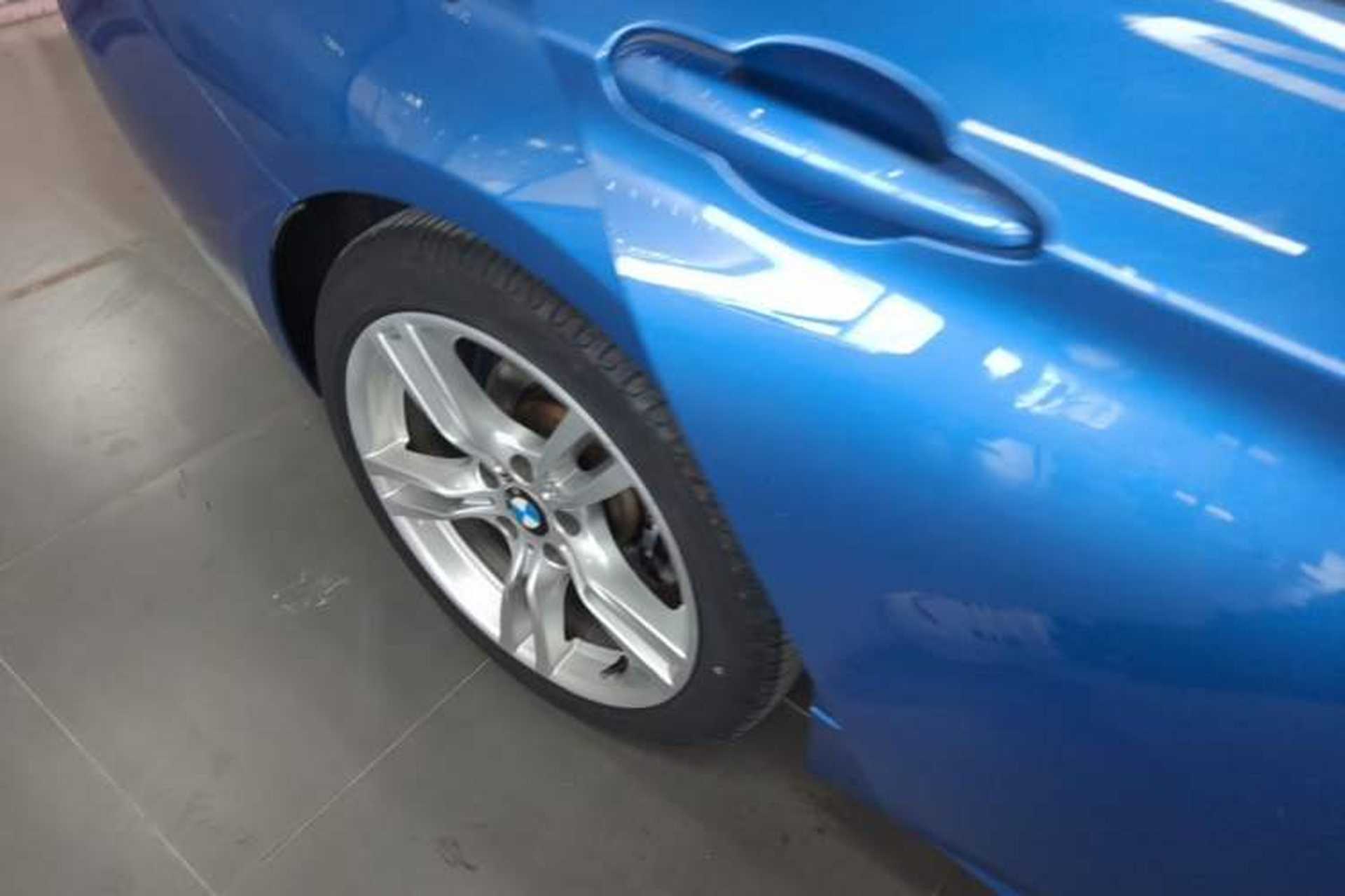 Used BMW 3 Series 2019 320i M Sport Package Exterior 5