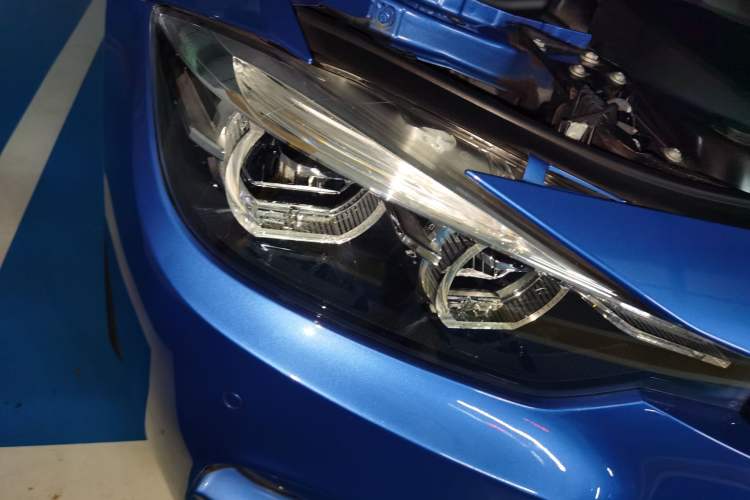 Used BMW 3 Series 2019 320i M Sport Night Edition Exterior 6