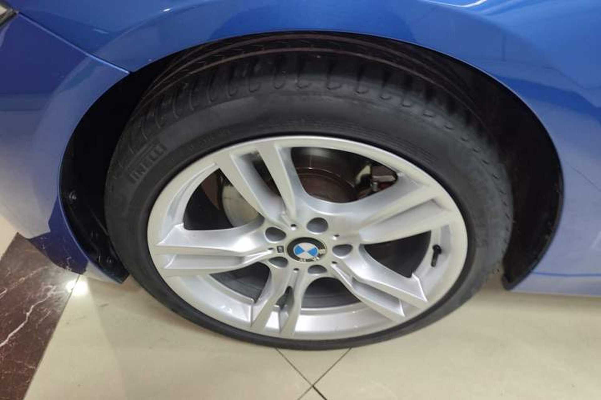 Used BMW 3 Series 2019 320i M Sport Package Exterior 7