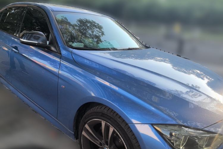 Used BMW 3 Series 2019 320Li M Sport Package Front Right 45 Deg