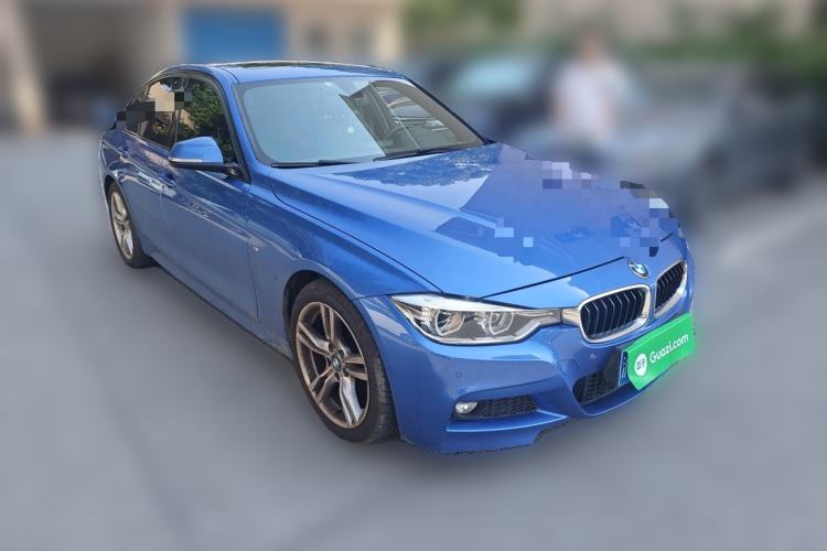 Used BMW 3 Series 2019 320i M Sport Package Front Right 45 Deg