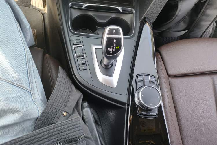 Used BMW 3 Series 2019 320Li M Sport Package Gear Lever