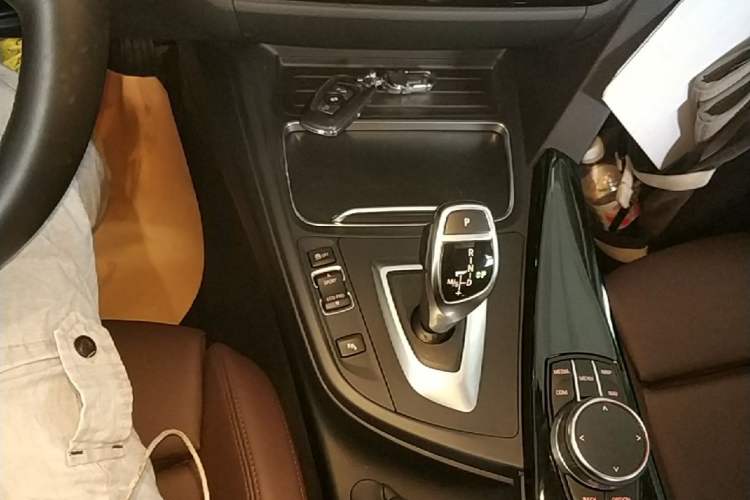 Used BMW 3 Series 2019 320Li M Sport Package Gear Lever