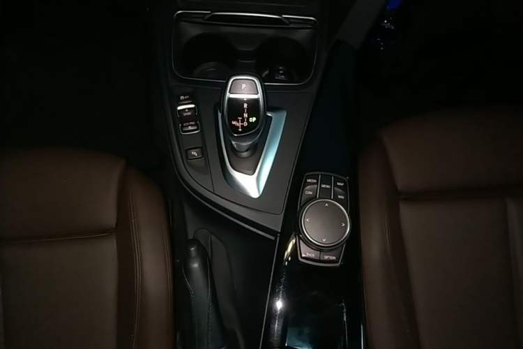 Used BMW 3 Series 2019 320Li M Sport Package Gear Lever