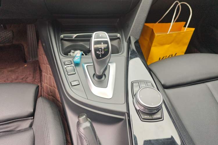 Used BMW 3 Series 2019 320Li M Sport Package Gear Lever