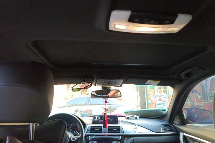Used BMW 3 Series 2019 320i M Sport Night Edition Headliner