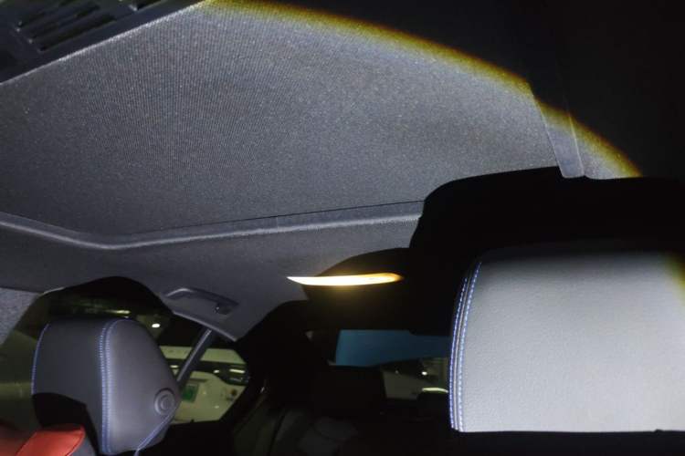 Used BMW 3 Series 2019 320i M Sport Package Headliner