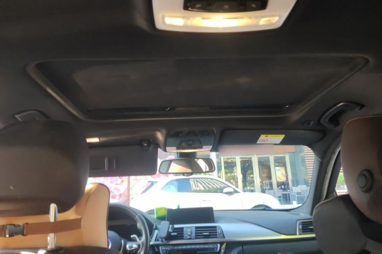 Used BMW 3 Series 2019 320i M Sport Night Edition Headliner
