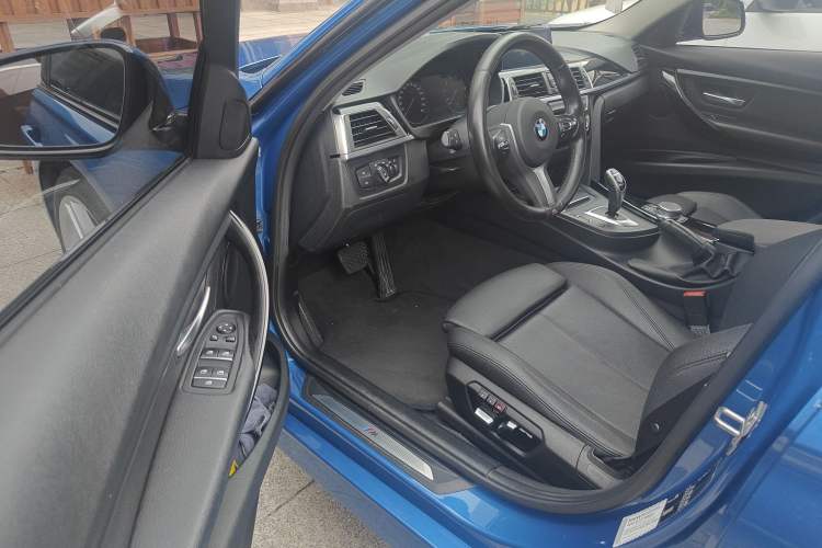 Used BMW 3 Series 2019 320Li M Sport Package Interior 1