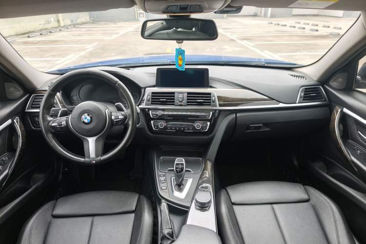 Used BMW 3 Series 2019 320Li M Sport Night Edition Interior 1