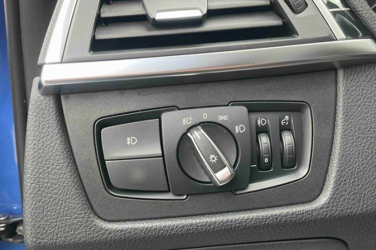 Used BMW 3 Series 2019 320Li M Sport Night Edition Interior 10