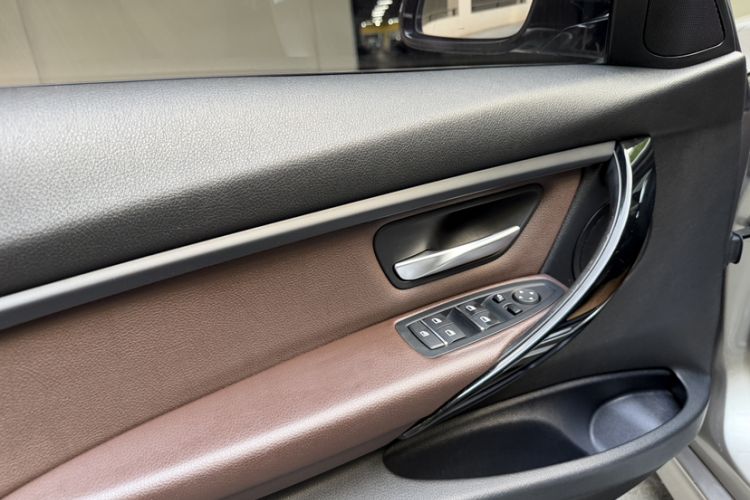 Used BMW 3 Series 2019 320Li M Luxury Package Interior 11