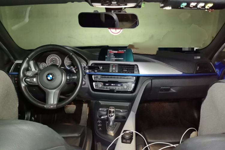 Used BMW 3 Series 2019 320i M Sport Package Interior 2