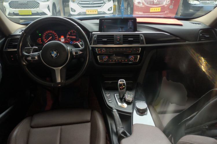 Used BMW 3 Series 2019 320Li M Sport Package Interior 2