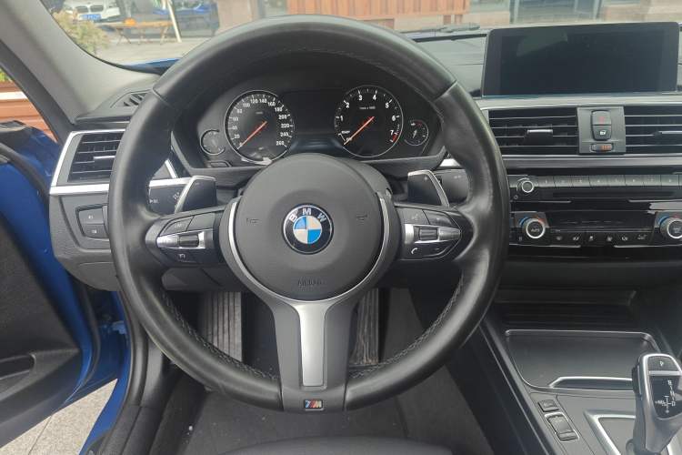 Used BMW 3 Series 2019 320Li M Sport Package Interior 3