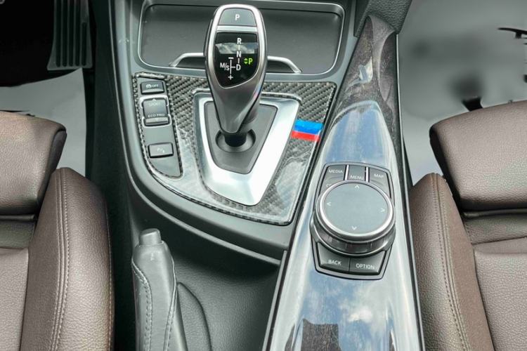Used BMW 3 Series 2019 320Li M Sport Night Edition Interior 3