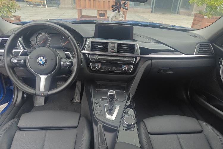 Used BMW 3 Series 2019 320Li M Sport Package Interior 4