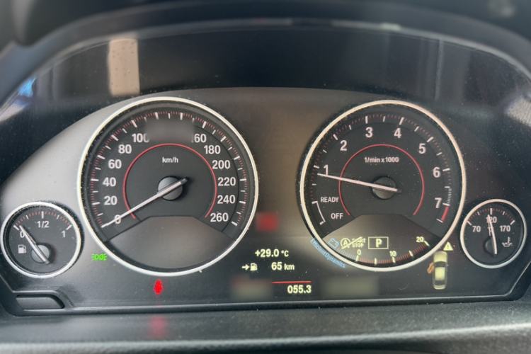 Used BMW 3 Series 2019 320i M Sport Package Interior 4